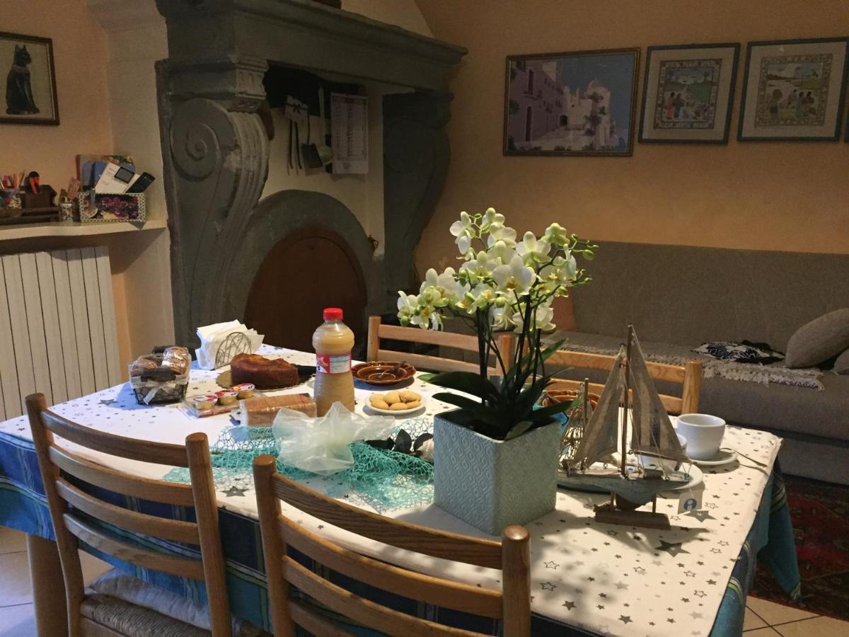 كورتي فرانكا B & B Da Giusy المظهر الخارجي الصورة